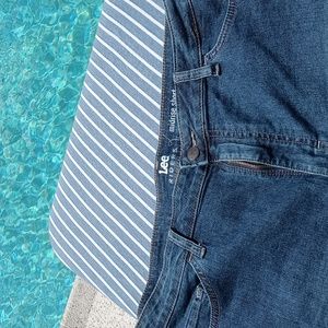 Ladies Riders by Lee midrise Denim Shorts 18M